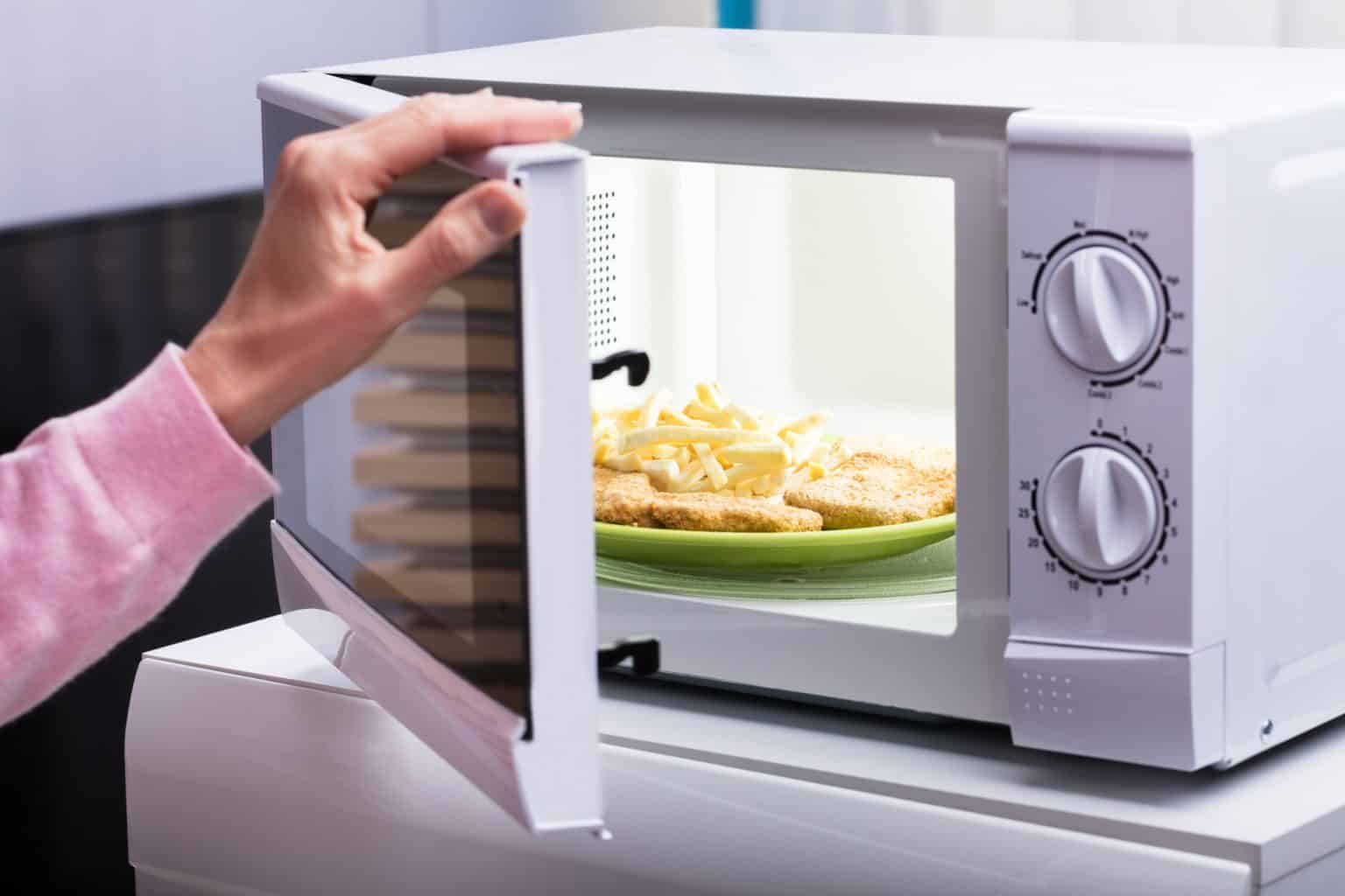 Best Basic Microwaves Suitable for the Elderly in the UK Brit Buyer